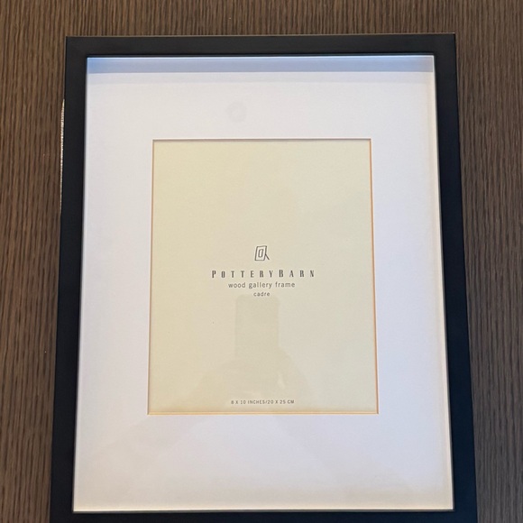 Black and White Photo Frame by Pottery Barn - Picture 4 of 6